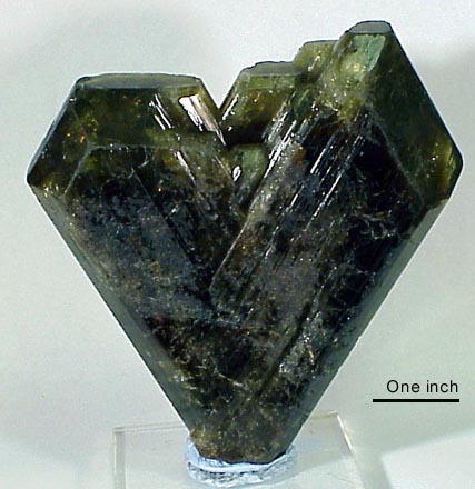 alexandrite.jpg, 47593 bytes, 9/4/00
