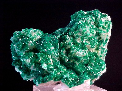 dioptase.jpg, 48167 bytes, 9/5/00